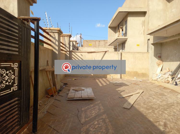 4 bedroom House For Sale &nbsp;sokoban Near Ahodwo Daban. Kumasi Metropolitan Ashanti - 4
