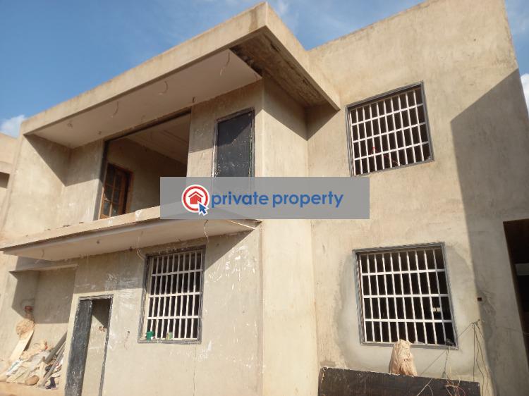 4 bedroom House For Sale &nbsp;sokoban Near Ahodwo Daban. Kumasi Metropolitan Ashanti - 3