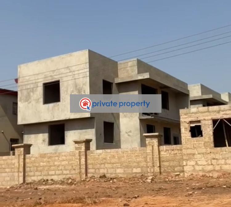 4 bedroom House For Sale &nbsp;sokoban Near Ahodwo Daban. Kumasi Metropolitan Ashanti - 1