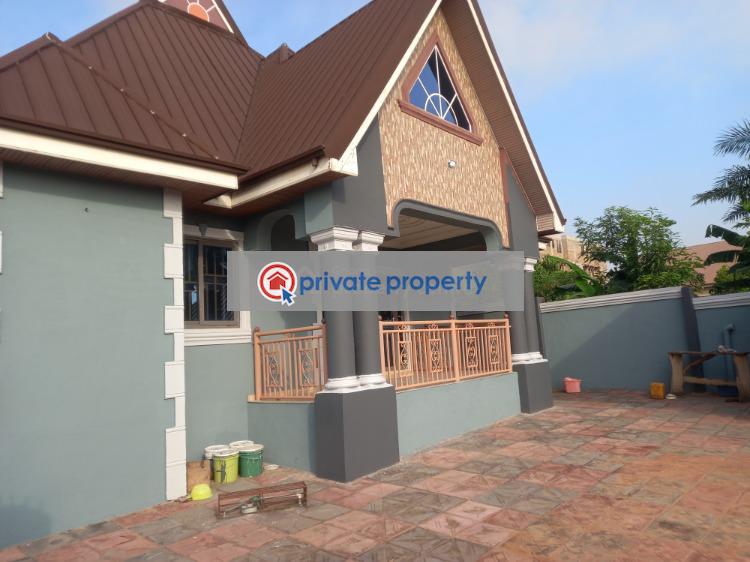 4 bedroom House For Sale &nbsp;fawoade on Tafo Pankrono Road. Kumasi Metropolitan Ashanti - 3