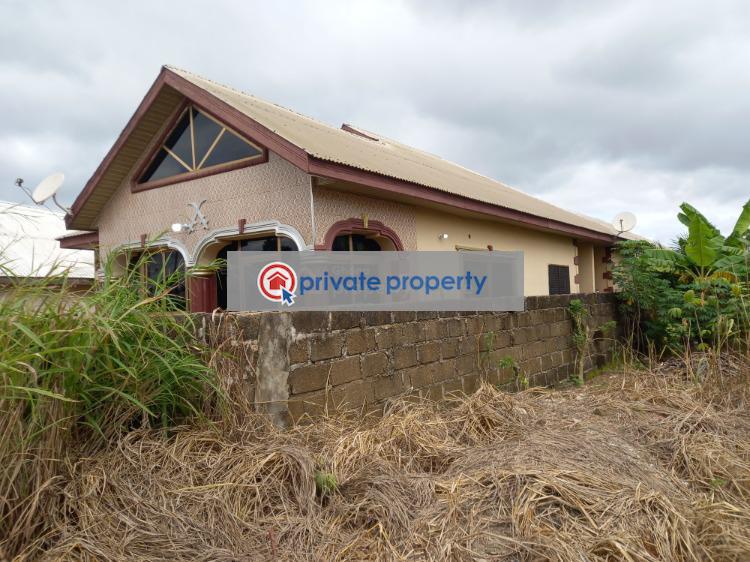 4 bedroom House For Sale &nbsp;asuofia New Site On Abrepo Road. Kumasi Metropolitan Ashanti - 3