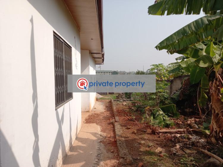 4 bedroom House For Sale &nbsp;adoato Adumanu Near Sofoline. Kumasi Metropolitan Ashanti - 7