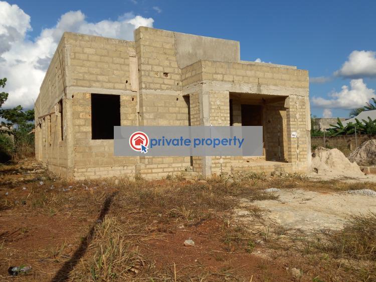 4 bedroom House For Sale &nbsp;sokoban Ampabame. On Ahodwo Daban Road. Kumasi Metropolitan Ashanti - 3