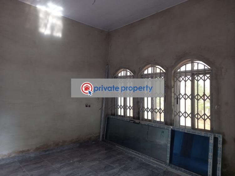 4 bedroom House For Sale &nbsp;adoato Adumanu Near Sofoline. Kumasi Metropolitan Ashanti - 10