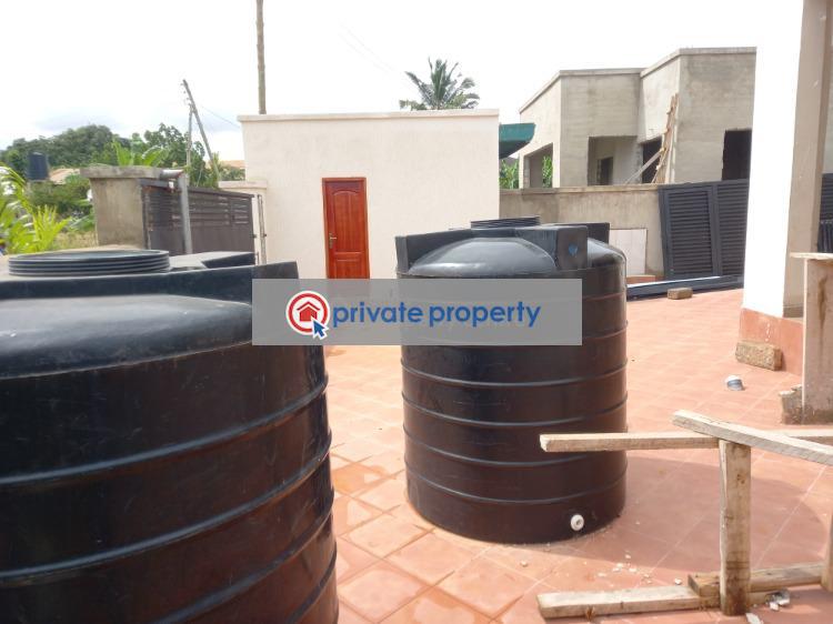 4 bedroom House For Sale &nbsp;sokoban Aboabo On Ahodwo Daaban Road. Kumasi Metropolitan Ashanti - 8