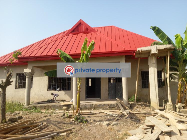4 bedroom House For Sale &nbsp;adesina ( Near Antoa Shs). Kwabre Ashanti - 3