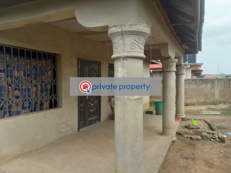 4 bedroom House For Sale &nbsp;mampongteng Dumanafo. Kumasi Metropolitan Ashanti - 2