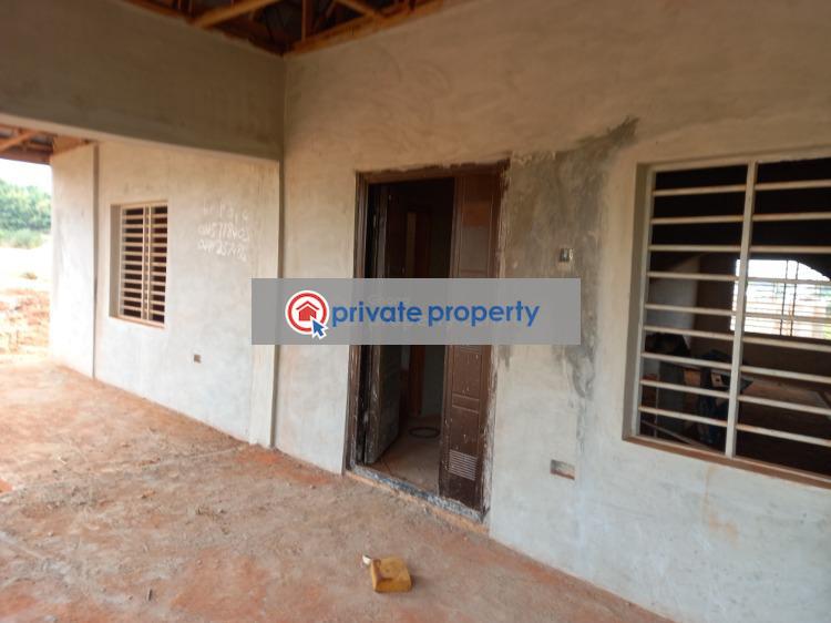 4 bedroom House For Sale &nbsp;bebu on Santasi Road. Kumasi Metropolitan Ashanti - 4