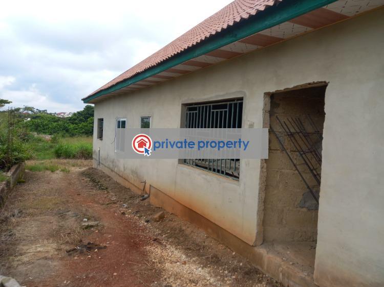 4 bedroom House For Sale &nbsp;ampabame on Santasi Road. Kumasi Metropolitan Ashanti - 2