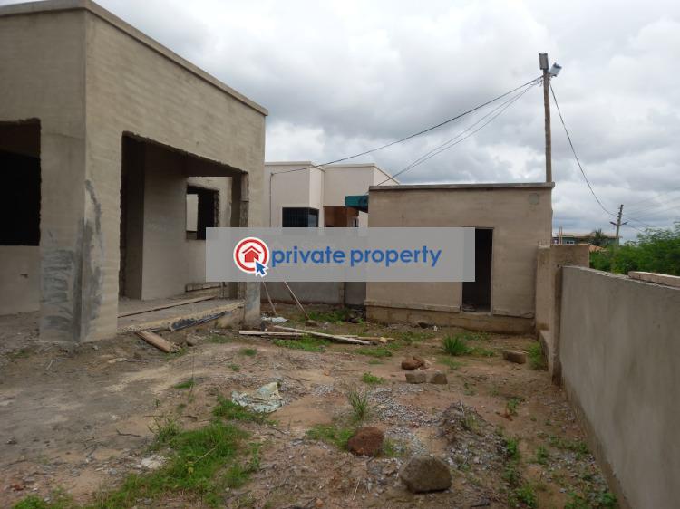 4 bedroom House For Sale &nbsp;sokoban Aboabo On Ahodwo Daban Road. Kumasi Metropolitan Ashanti - 9