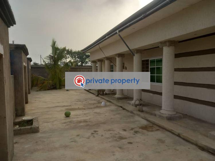 4 bedroom House For Sale &nbsp;antoa New Site On Buokrom Kenyasi Road. Kumasi Metropolitan Ashanti - 8