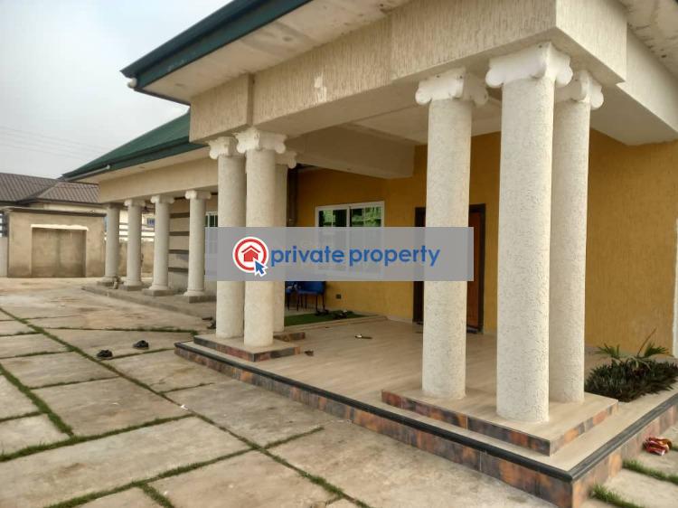 4 bedroom House For Sale &nbsp;antoa New Site On Buokrom Kenyasi Road. Kumasi Metropolitan Ashanti - 3