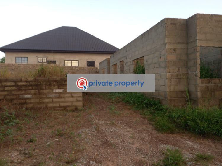 4 bedroom House For Sale &nbsp;aduamoa Near Kodie/aduman. Afigya-Kwabre Ashanti - 8