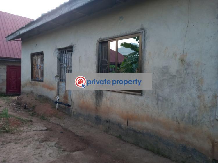 4 bedroom House For Sale &nbsp;saaman After Kenyasi Bosore. Kumasi Metropolitan Ashanti - 4