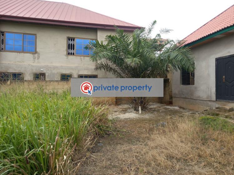 4 bedroom House For Sale &nbsp;ampabame on Santasi Road. Kumasi Metropolitan Ashanti - 3
