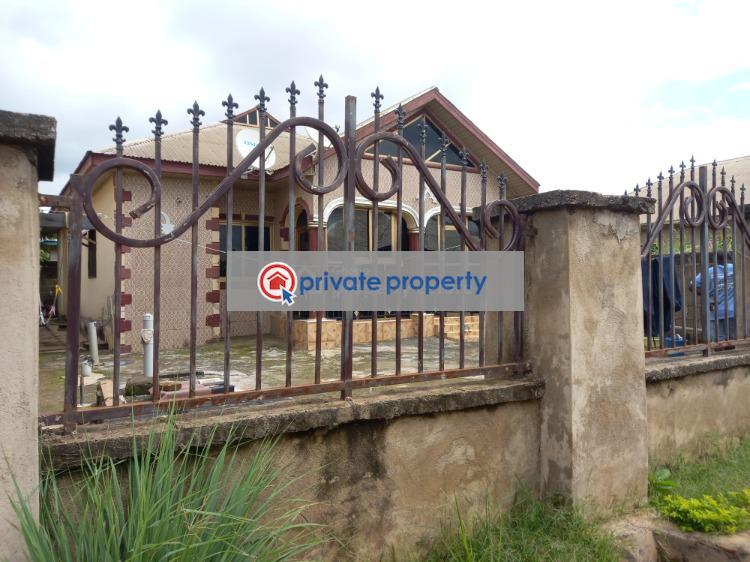 4 bedroom House For Sale &nbsp;asuofia New Site On Abrepo Road. Kumasi Metropolitan Ashanti - 2