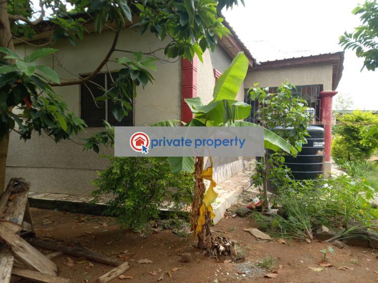 4 bedroom House For Sale &nbsp;aboaso New Site After Mampongteng. Kwabre Ashanti - 4