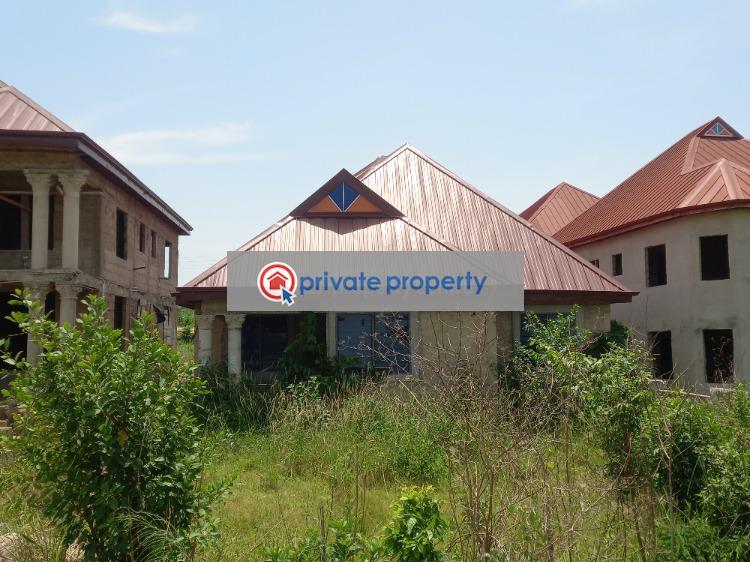 4 bedroom House For Sale &nbsp;achiase Near Kenyasi Abrem. Kwabre Ashanti - 4