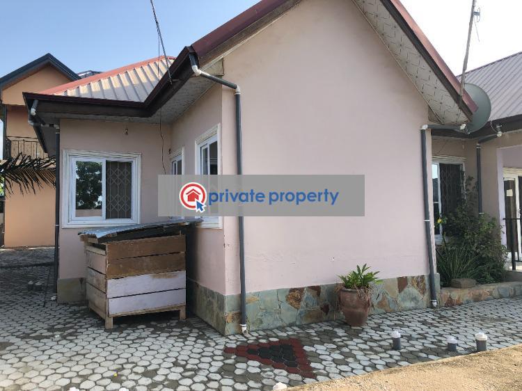 4 bedroom Detached Bungalow For Rent kasoa Toll Booth Kasoa AwutuSenya