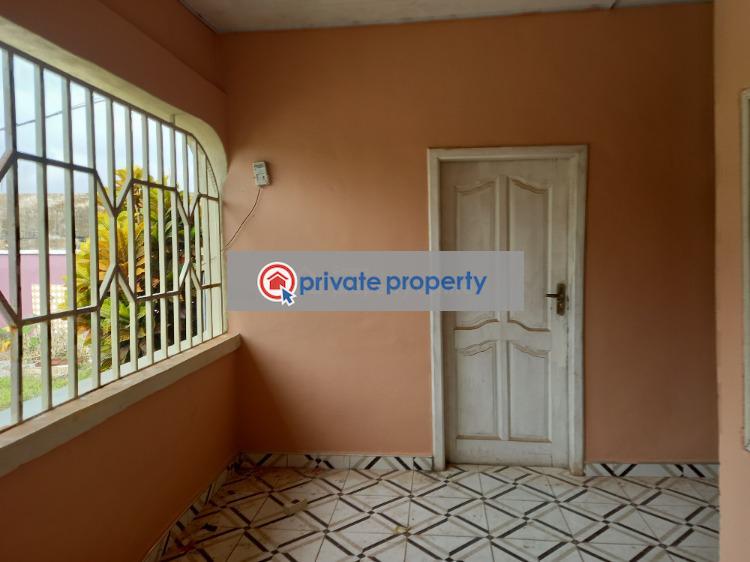 4 bedroom House For Sale &nbsp;nwamase After Kenyasi Abrem. Kumasi Metropolitan Ashanti - 8
