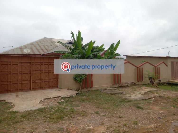 4 bedroom House For Sale &nbsp;breman Ugc. Kumasi Metropolitan Ashanti - 0