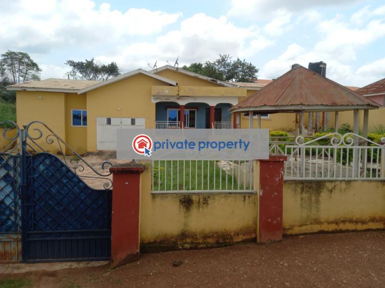 3 bedroom House For Sale &nbsp;sokoban Apaaso On Ahodwo Daban Road. Kumasi Metropolitan Ashanti - 0