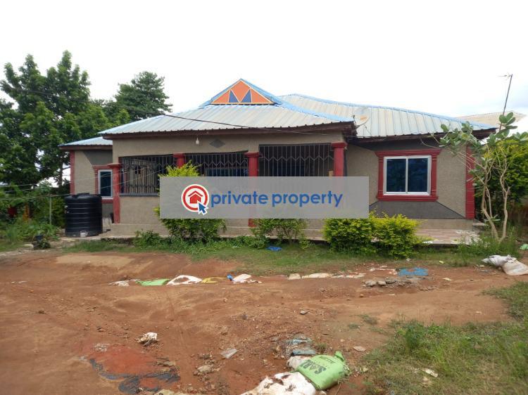 4 bedroom House For Sale &nbsp;aboaso New Site After Mampongteng. Kwabre Ashanti - 3