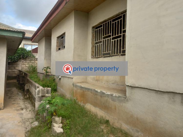 4 bedroom House For Sale &nbsp;atimatim Edwinease Near Pankrono. Kumasi Metropolitan Ashanti - 4