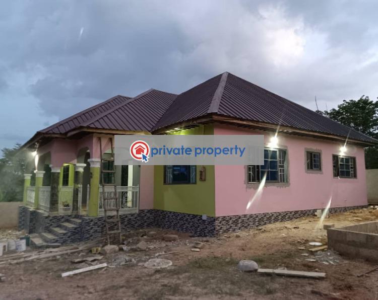 4 bedroom House For Sale &nbsp;noboam On Ejisu Accra Road. Ejisu-Juaben Municipal Ashanti - 1