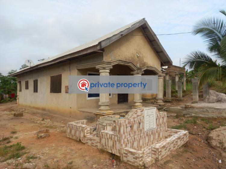 4 bedroom House For Sale &nbsp;adubinsu On Atimatim Road. Kumasi Metropolitan Ashanti - 1