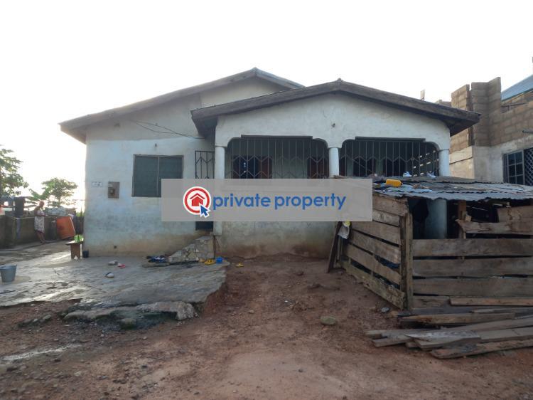 4 bedroom House For Sale &nbsp;kodie After Kronum Buoho. Afigya-Kwabre Ashanti - 1