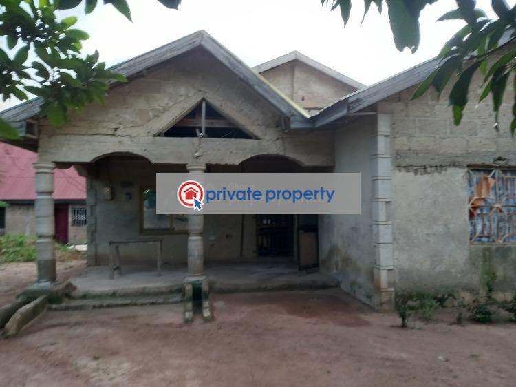 4 bedroom House For Sale &nbsp;saaman After Kenyasi Bosore. Kumasi Metropolitan Ashanti - 2