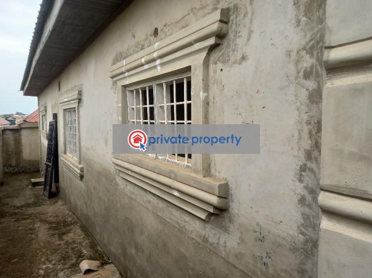 4 bedroom House For Sale &nbsp;sokoban ( Odaso), Near Asaago Apaaso. Atwima Kwanwoma Ashanti - 4