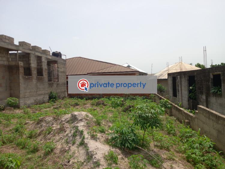 4 bedroom House For Sale &nbsp;ejisu On Donaso Onwe Road. Ejisu-Juaben Municipal Ashanti - 6