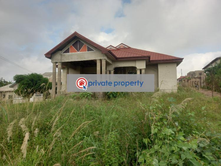 4 bedroom House For Sale &nbsp;atimatim Edwinease Near Pankrono. Kumasi Metropolitan Ashanti - 1