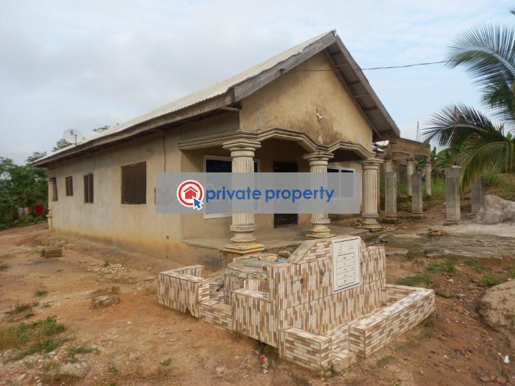 4 bedroom House For Sale &nbsp;adubinsu On Atimatim Road. Kumasi Metropolitan Ashanti - 9