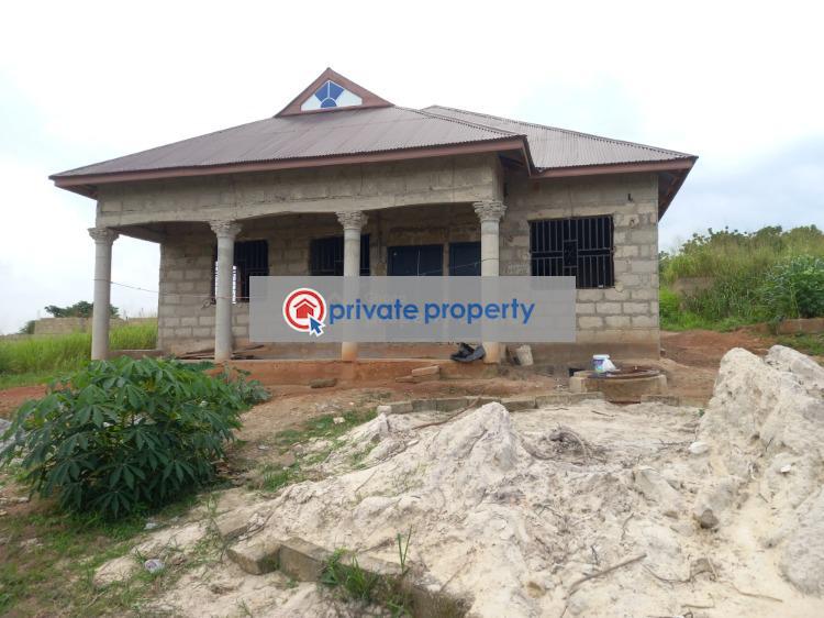 4 bedroom House For Sale &nbsp;darko Akosombo Near Santasi. Kumasi Metropolitan Ashanti - 2