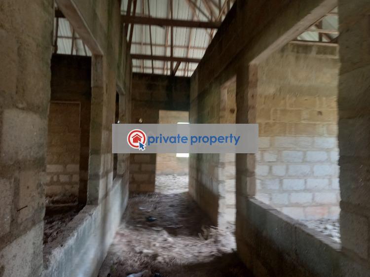 4 bedroom House For Sale &nbsp;aboabo Kese On Ahodwo Sokoban Road. Kumasi Metropolitan Ashanti - 9