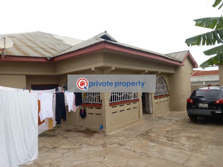 4 bedroom House For Sale &nbsp;breman Ugc. Kumasi Metropolitan Ashanti - 1