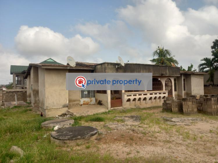 4 bedroom House For Sale &nbsp;tanoso/ Abuakwa Near Kasapreko Company. Kumasi Metropolitan Ashanti - 2