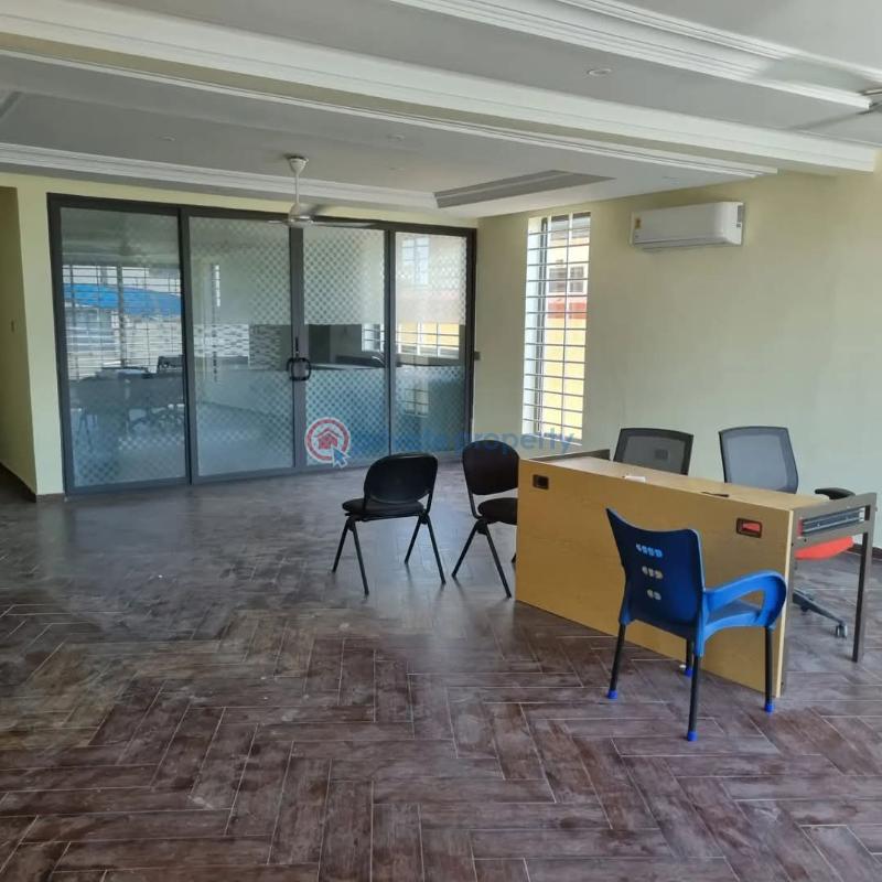 4 bedroom House For Rent Com 25 Hfc Estates comm 25 Tema Accra - 1
