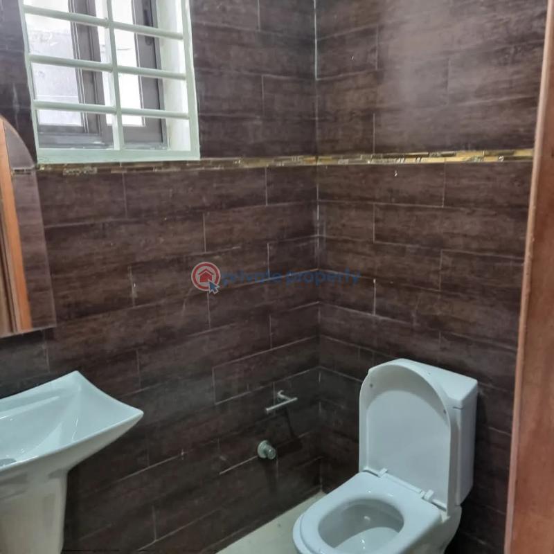 4 bedroom House For Rent Com 25 Hfc Estates comm 25 Tema Accra - 3