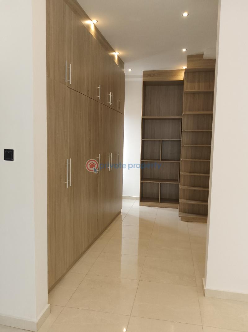 4 bedroom Detached Duplex For Sale Ogbojo East Legon Accra - 9