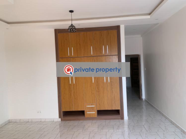 4 bedroom House For Sale &nbsp;community 18 Spintex Accra - 6