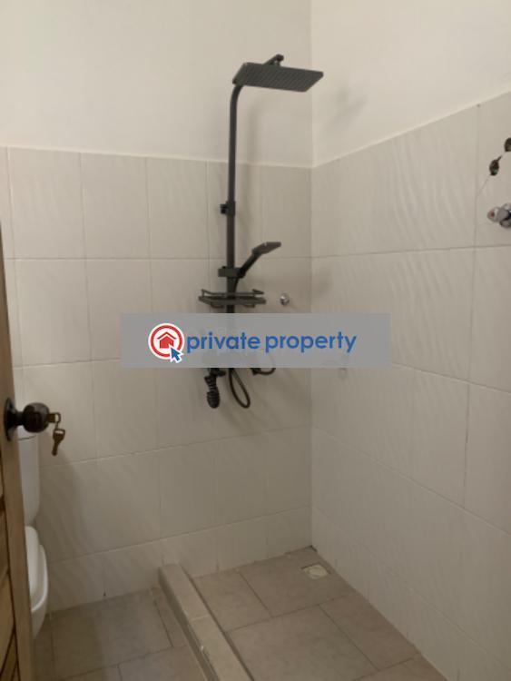 4 bedroom House For Sale &nbsp;community 18 Spintex Accra - 10