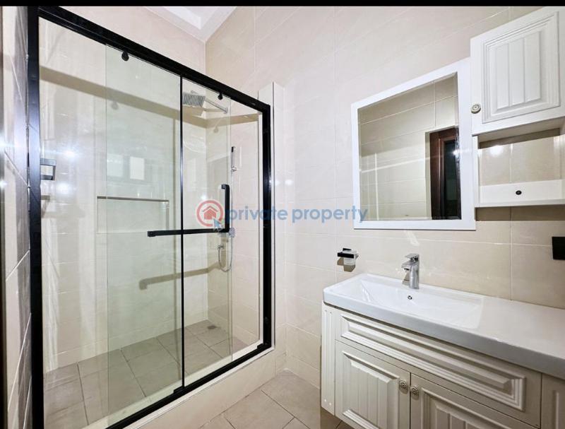 4 bedroom Townhouse For Sale Spintex Accra - 7
