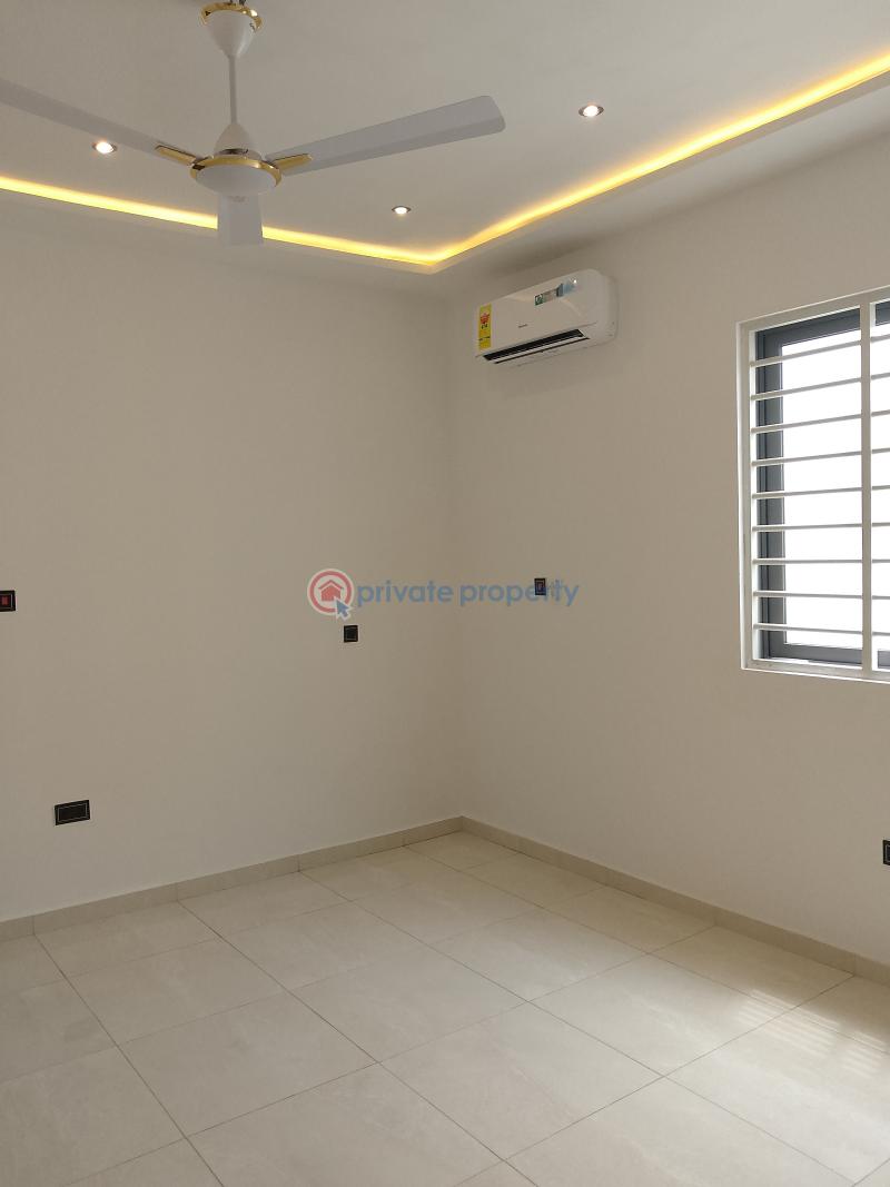 4 bedroom Detached Duplex For Sale Ogbojo East Legon Accra - 6