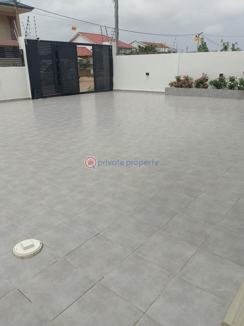 4 bedroom Detached Duplex For Sale Ogbojo East Legon Accra - 1