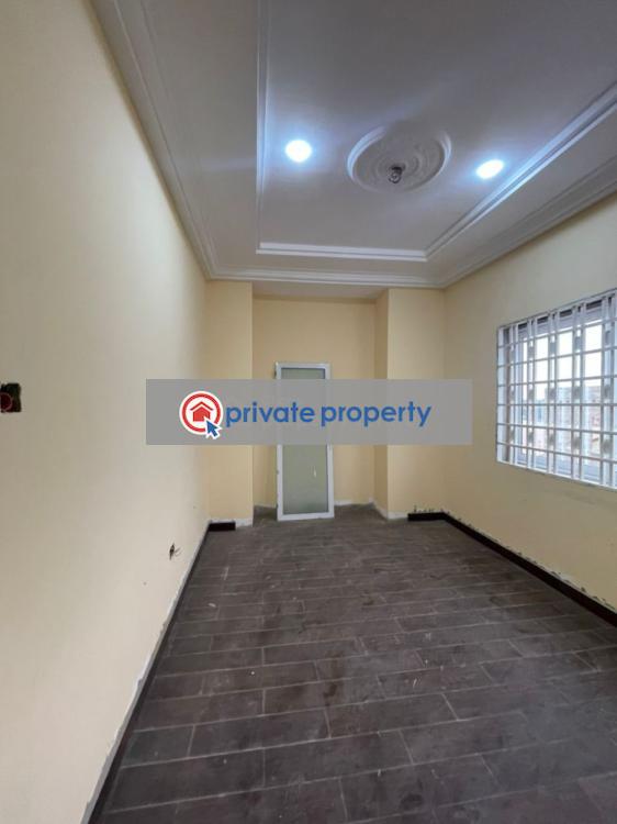 5 bedroom Townhouse For Sale &nbsp;behind Atlantic Mall North Legon Accra - 8