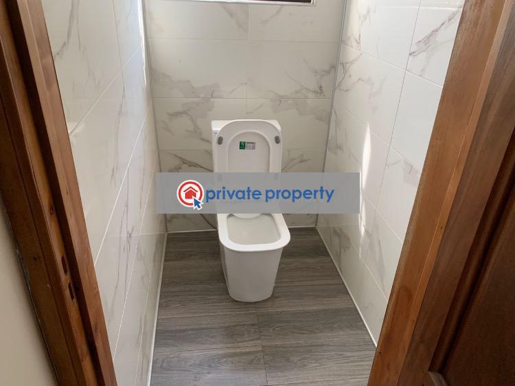 4 bedroom House For Sale &nbsp;haatso Ecomog Police Station Agbogba North Legon Accra - 24